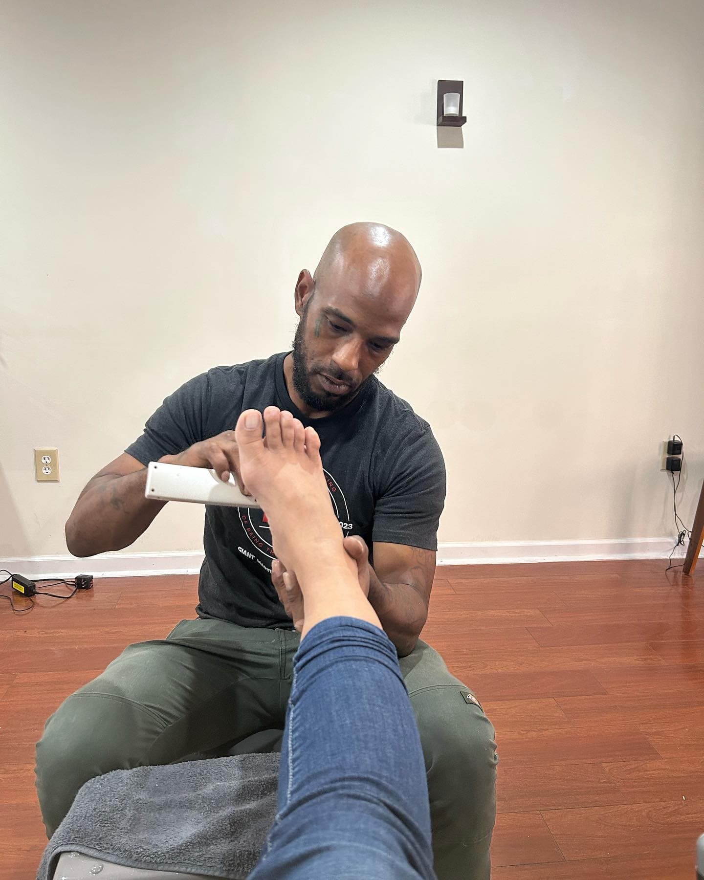 Expert pedicure technician
