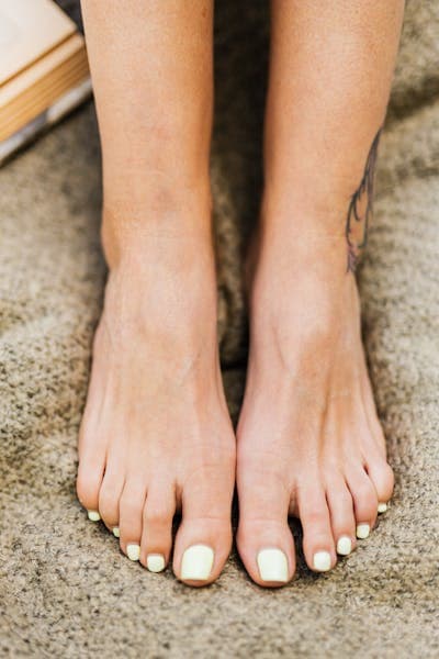 Golden Mystique Pedicure